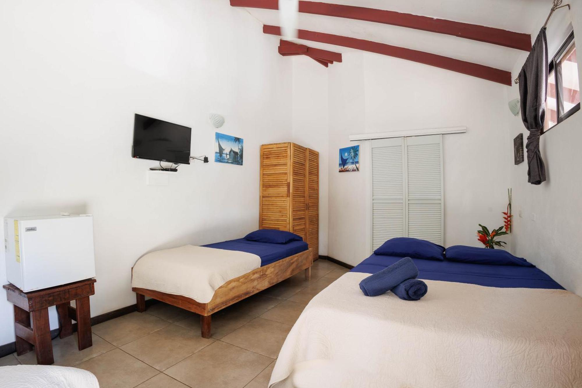 Bambutel Cocles Hotel Puerto Viejo de Talamanca Exterior foto